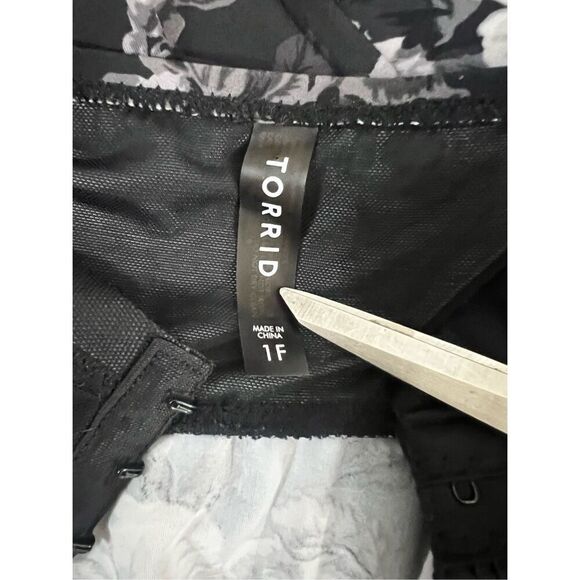 Torrid Black Grey Floral Retro Tankini Top Plus Size 1F Slit Swimwear Women - Picture 9 of 12